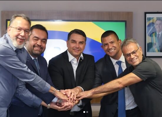 O carnaval acabou, mas a direita colocou o bloco nas Ruas e sem ‘Paes’